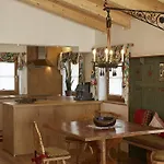 Burgchalet * 罗伊特