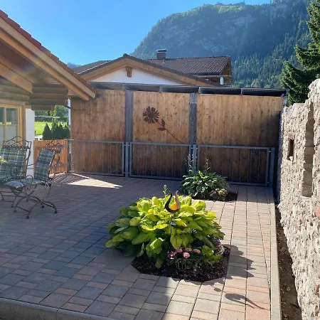 Alpstuga Burgchalet