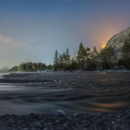 Burgchalet * 로이테